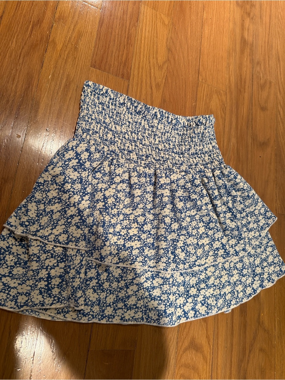 SHEIN Blue & White Floral Smocked Ruffle Mini Skirt